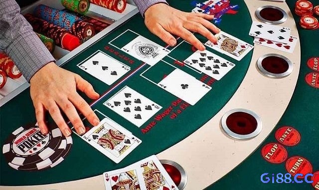 Mọi người hãy cùng tìm hiểu một vài tình huống đặc biệt khi chơi bài Poker nhé!