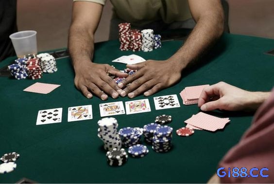 Một trong điều cần lưu ý trong Luật chơi Poker quốc tế là vòng cược