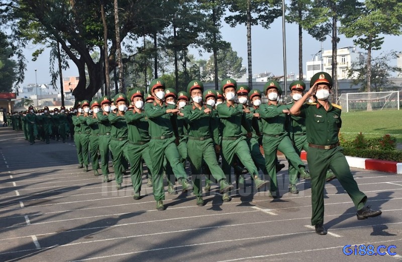 Mơ thấy bộ đội thường tượng trưng cho sự gắn kết và bền chặt 